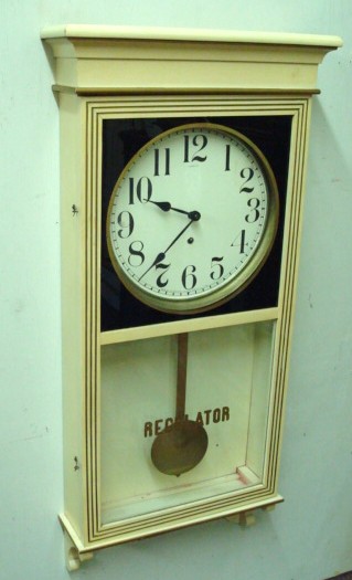 Skip's Clock Shop, located in Randolph, VT